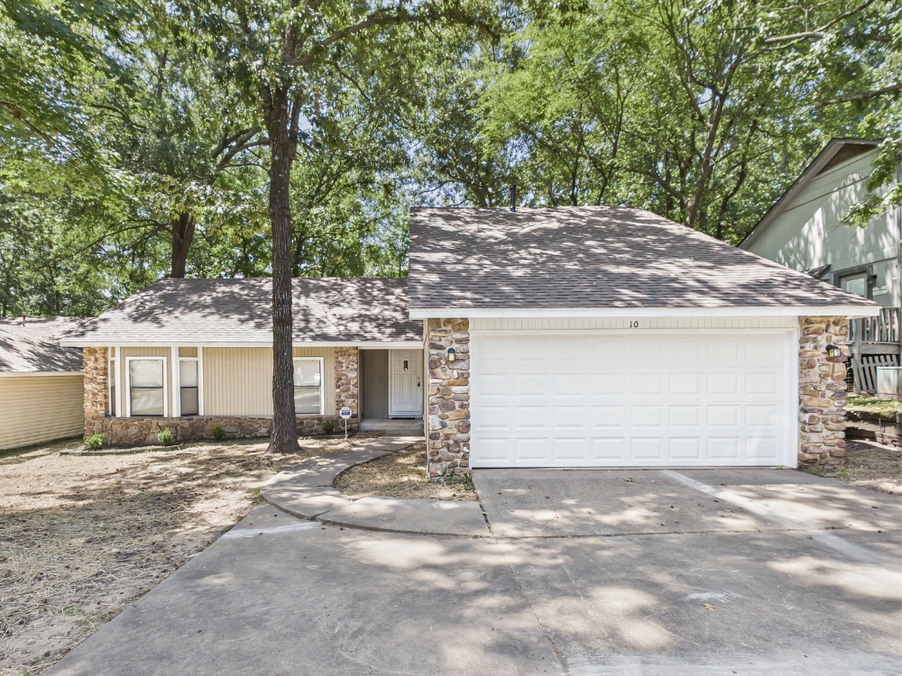 Featured image of house at Check out this newly renovated property in Little Rock/Jacksonville. The Little Rock real estate market benefits turnkey investors by several key indicators. Through insightful leadership, the Little Rock economy has flourished and expanded. Overall market stability is increased with access to local, state, and federal government jobs. Schedule a call to learn more about this property today.