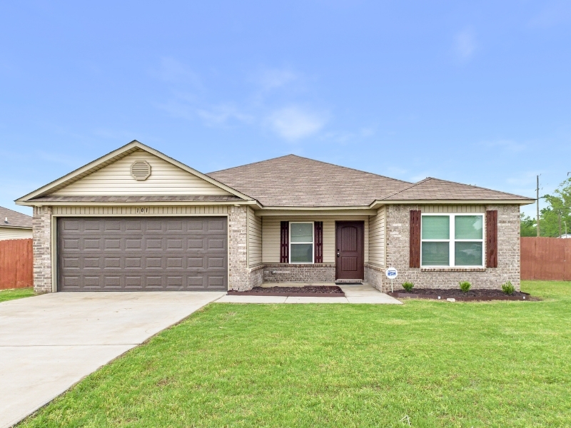 Featured image of house at Check out this newly renovated property in Little Rock/Jacksonville. The Little Rock real estate market benefits turnkey investors by several key indicators. Through insightful leadership, the Little Rock economy has flourished and expanded. Overall market stability is increased with access to local, state, and federal government jobs. Schedule a call to learn more about this property today.