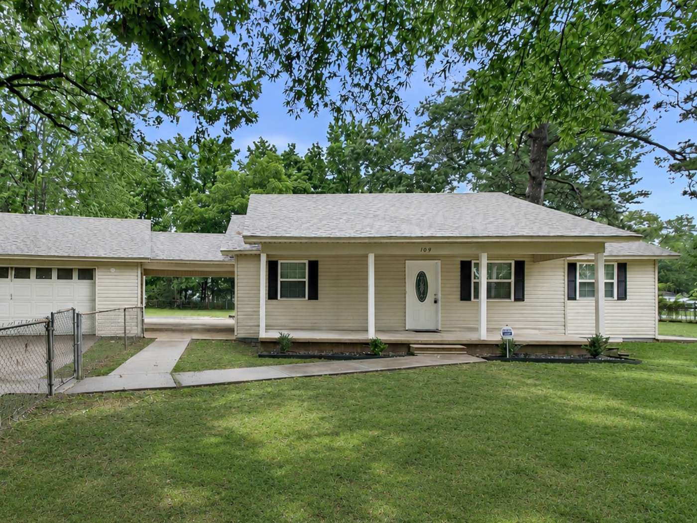 Featured image of house at Check out this newly renovated property in Little Rock/Jacksonville. The Little Rock real estate market benefits turnkey investors by several key indicators. Through insightful leadership, the Little Rock economy has flourished and expanded. Overall market stability is increased with access to local, state, and federal government jobs. Schedule a call to learn more about this property today.
