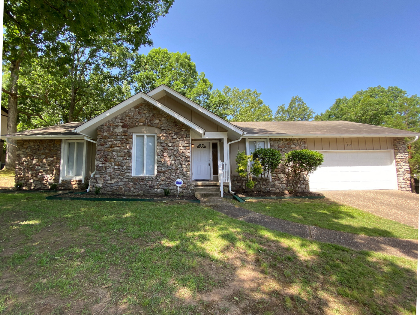 Featured image of house at Check out this newly renovated property in Little Rock/Jacksonville. The Little Rock real estate market benefits turnkey investors by several key indicators. Through insightful leadership, the Little Rock economy has flourished and expanded. Overall market stability is increased with access to local, state, and federal government jobs.

Schedule a call to learn more about this property today.