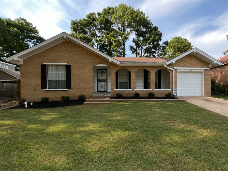 Featured image of house at This newly renovated Memphis property is a perfect addition to any growing portfolio. With home prices appreciating at a steady rate in this market, we’re seeing an area that is growing, steady, and most importantly, sustainable. Schedule a call to learn more about this property today.
