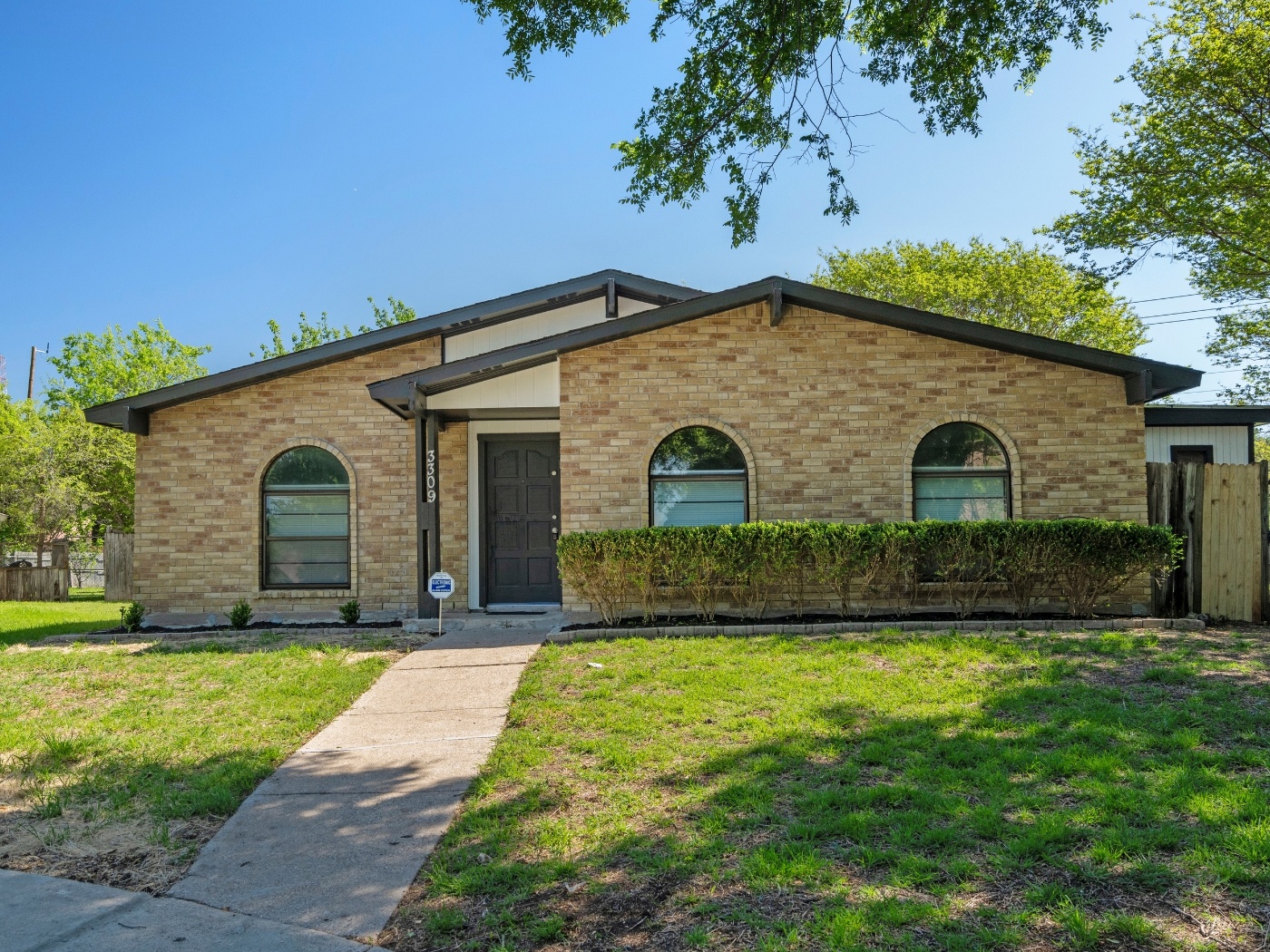 Featured image of house at Check out this newly renovated property in Dallas. Dallas is one of the most vibrant and significant markets not only in the country but in the world. As a massive hub for global trade, energy, technology, and countless other valuable industries contributing to a strong local economy, Dallas has the economic tenacity buy-and-hold investors need.
Schedule a call to learn more about this property today.