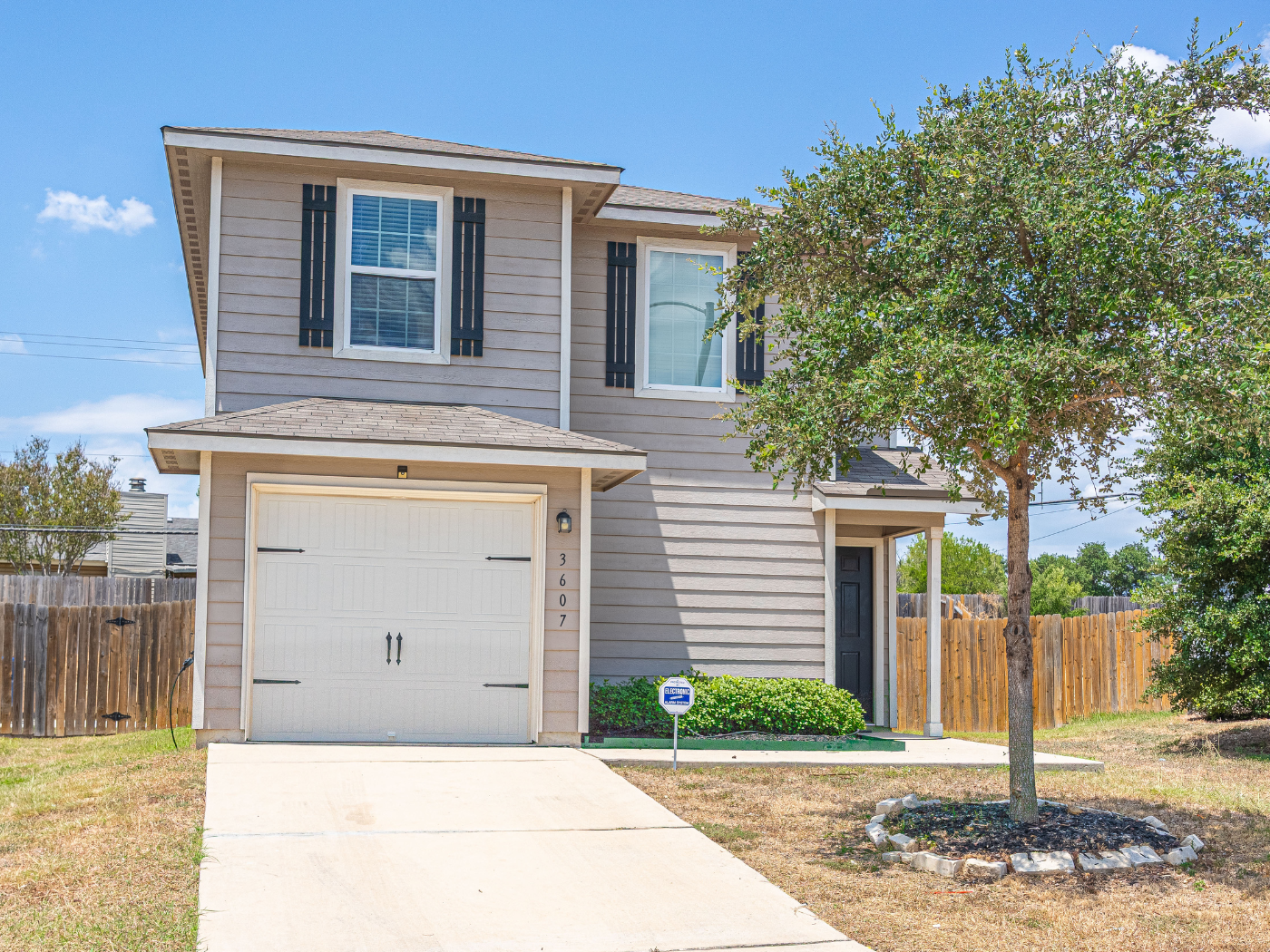 Featured image of house at Check out this newly renovated property in San Antonio. Over the past few years the city has seen a sharp incline in population and continues to illustrate a positive trajectory. The city is a key pillar in the Texas Triangle with Dallas and Houston, creating an economic output of $1.2 trillion with just under 20 million people.

Schedule a call to learn more about this property today.