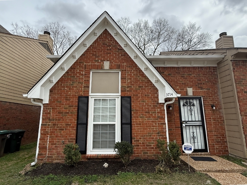 Featured image of house at This newly renovated Memphis property is a perfect addition to any growing portfolio. With home prices appreciating at a steady rate in this market, we’re seeing an area that is growing, steady, and most importantly, sustainable. Schedule a call to learn more about this property today.