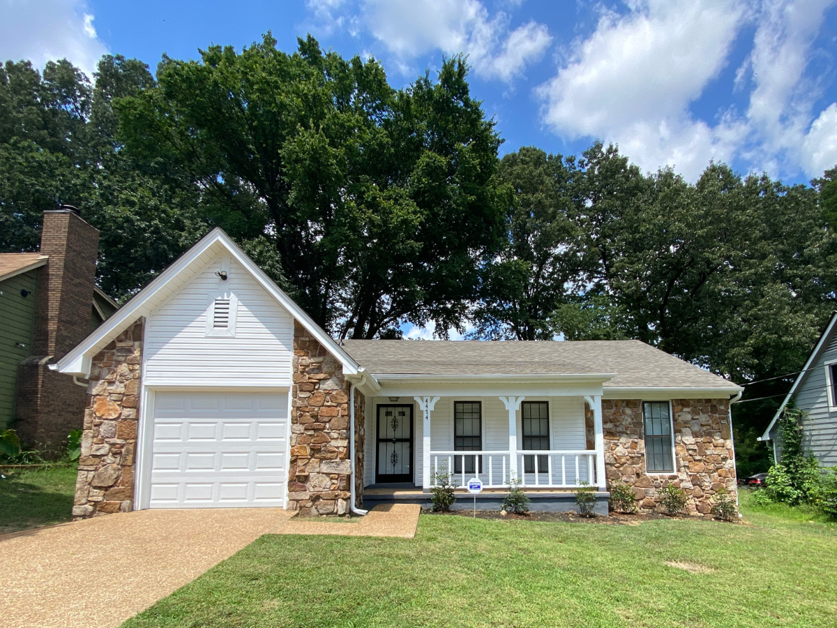 Featured image of house at This newly renovated Memphis property is a perfect addition to any growing portfolio. With home prices appreciating at a steady rate in this market, we’re seeing an area that is growing, steady, and most importantly, sustainable.
Schedule a call to learn more about this property today.