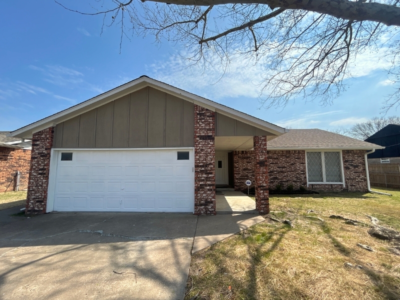 Featured image of house at Discover this beautifully renovated property in Tulsa—a market with robust job growth, a low cost of living, and a promising outlook for long-term investment. This area’s steady expansion is fueled by key industries, including energy, healthcare, and aerospace, providing a stable economic foundation. Don’t miss out on adding this Tulsa gem to your portfolio. Schedule a call to learn more about this investment opportunity today!