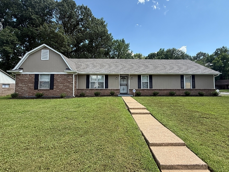 Featured image of house at This newly renovated Memphis property is a perfect addition to any growing portfolio. With home prices appreciating at a steady rate in this market, we’re seeing an area that is growing, steady, and most importantly, sustainable. Schedule a call to learn more about this property today.