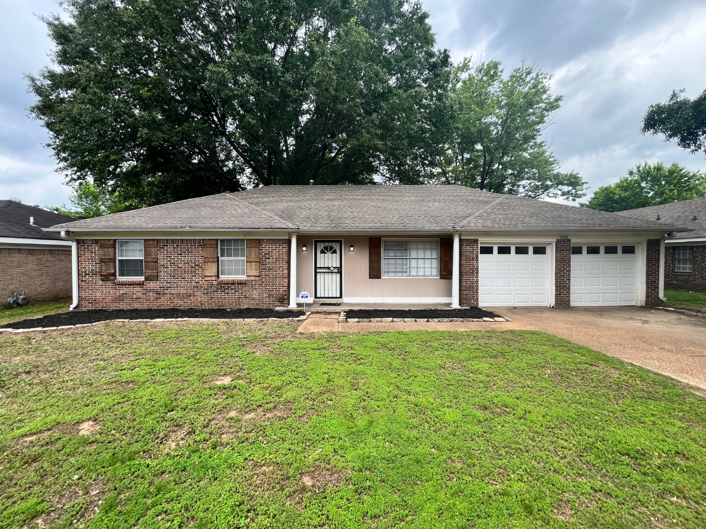 Featured image of house at This newly renovated Memphis property is a perfect addition to any growing portfolio. With home prices appreciating at a steady rate in this market, we’re seeing an area that is growing, steady, and most importantly, sustainable. Schedule a call to learn more about this property today.