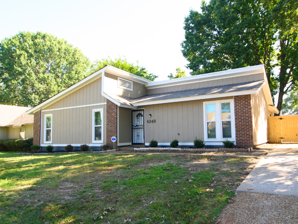 Featured image of house at This newly renovated Memphis property is a perfect addition to any growing portfolio. With home prices appreciating at a steady rate in this market, we’re seeing an area that is growing, steady, and most importantly, sustainable.

Schedule a call to learn more about this property today.