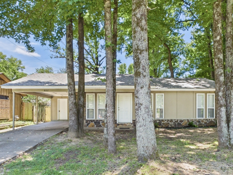 Featured image of house at Check out this newly renovated property in Little Rock/Jacksonville. The Little Rock real estate market benefits turnkey investors by several key indicators. Through insightful leadership, the Little Rock economy has flourished and expanded. Overall market stability is increased with access to local, state, and federal government jobs. Schedule a call to learn more about this property today.