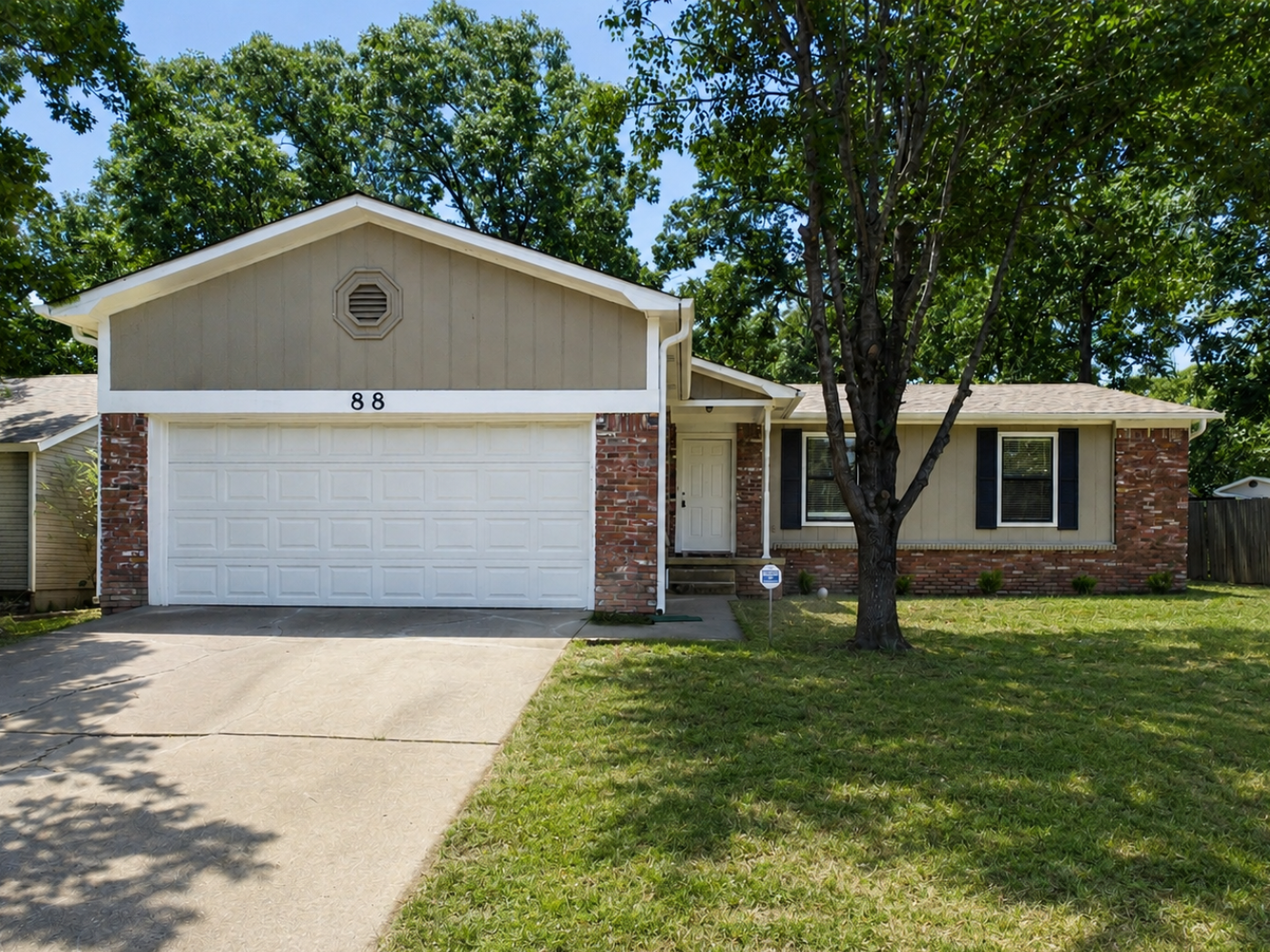 Featured image of house at Check out this newly renovated property in Little Rock/Jacksonville. The Little Rock real estate market benefits turnkey investors by several key indicators. Through insightful leadership, the Little Rock economy has flourished and expanded. Overall market stability is increased with access to local, state, and federal government jobs.

Schedule a call to learn more about this property today.